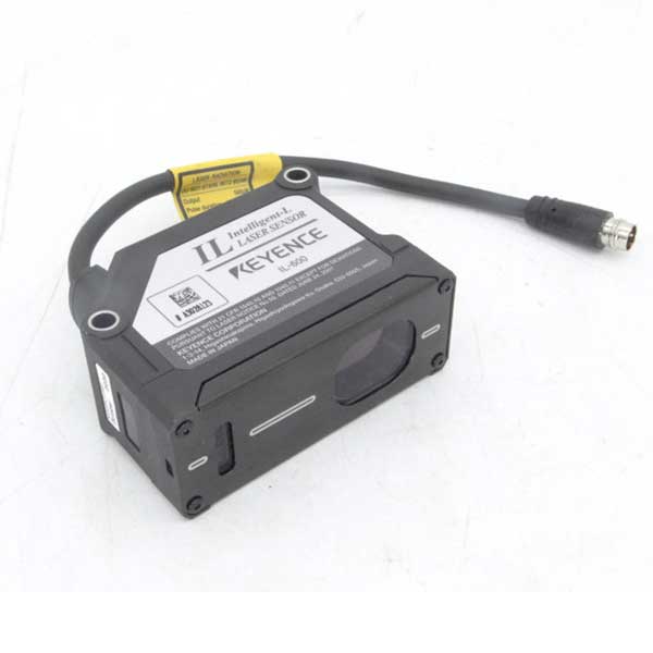 Cảm biến khoảng cách Keyence IL-600