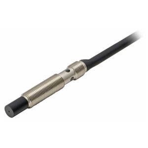 Cảm biến tiệm cận Omron E2E-S04SR8-WC-C2 2M