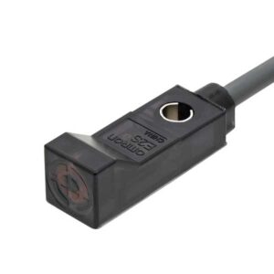 Cảm biến tiệm cận Omron E2S-W24 2M