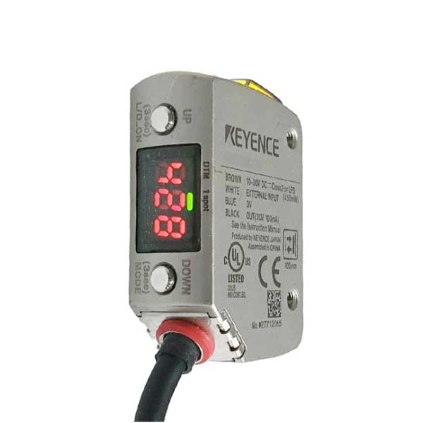 Cảm biến quang điện Keyence LR-ZH500N